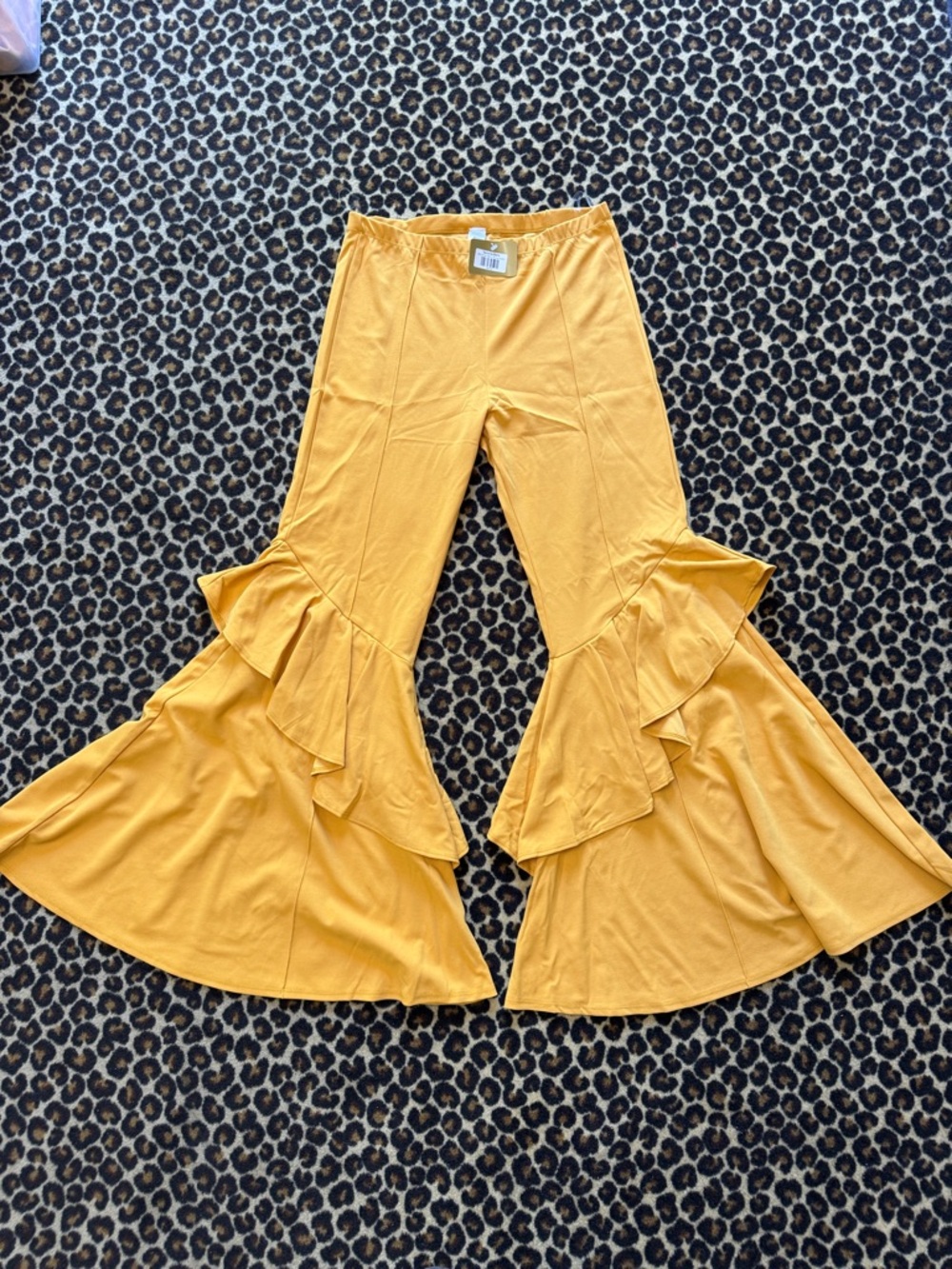 Senorita Bells - Mustard